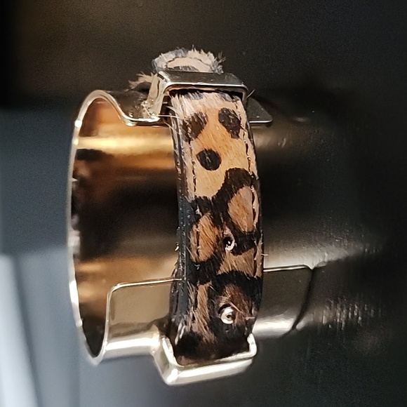 ZARA Gold and Brown Leopard Print Women's Bracelet - Picture 13 of 14